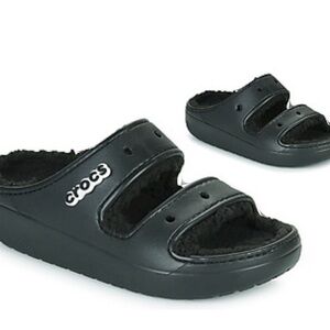 Crocs slides Black with 2 Charms BRAND NEW !!!!